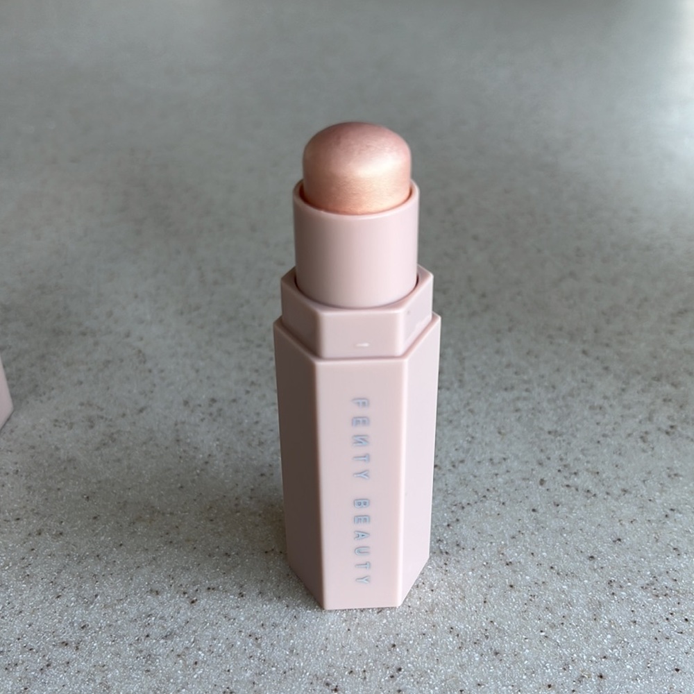 Fenty Beauty Match Stix - Shimmer Skinstick in I Scream 06